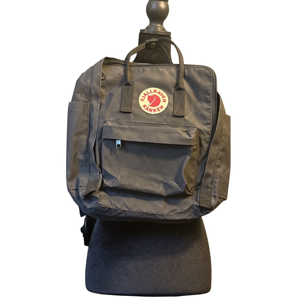 Fjallaraven Kånken Backpack - Black